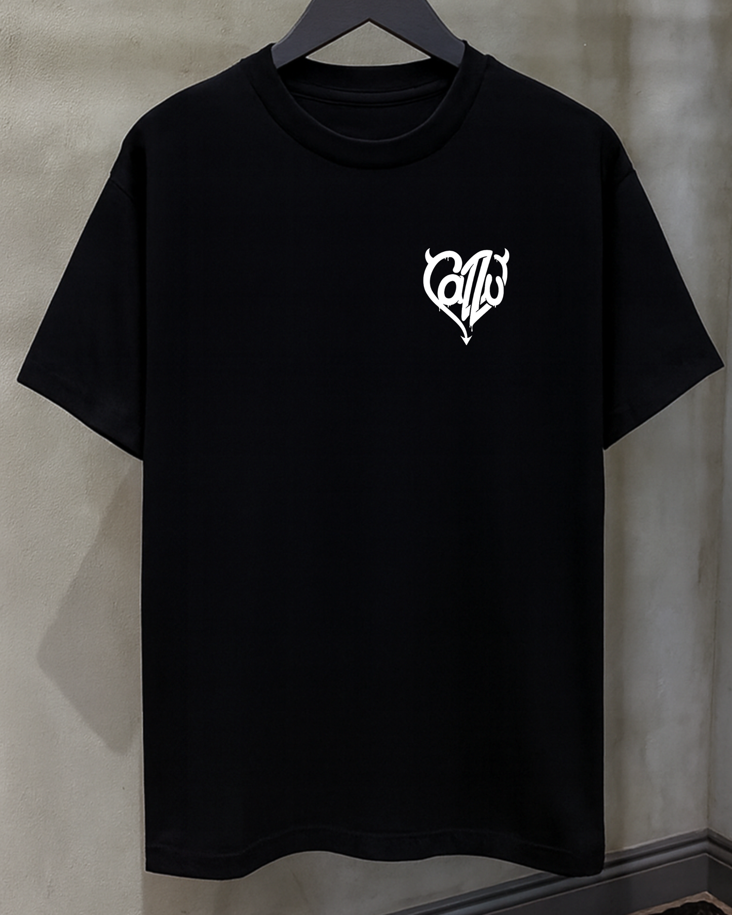 Polera Cazzu | Diseño Latinaje Chile